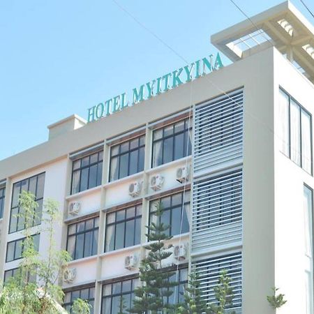 Hotel М'їчина Екстер'єр фото