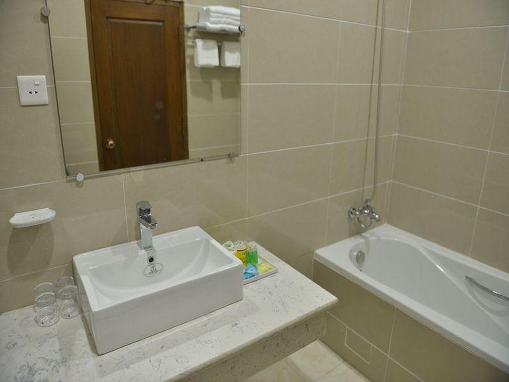 Hotel М'їчина Екстер'єр фото