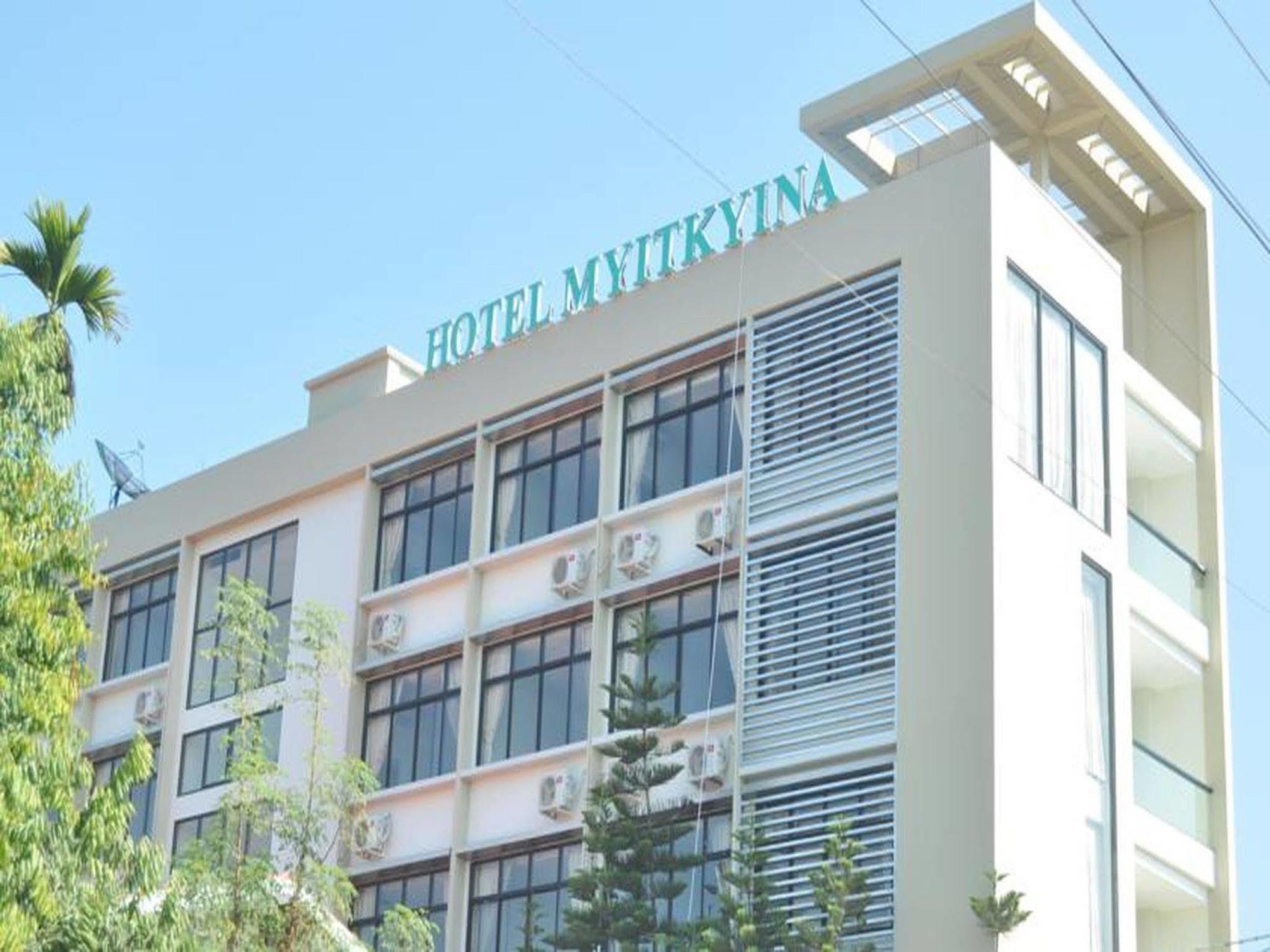 Hotel М'їчина Екстер'єр фото