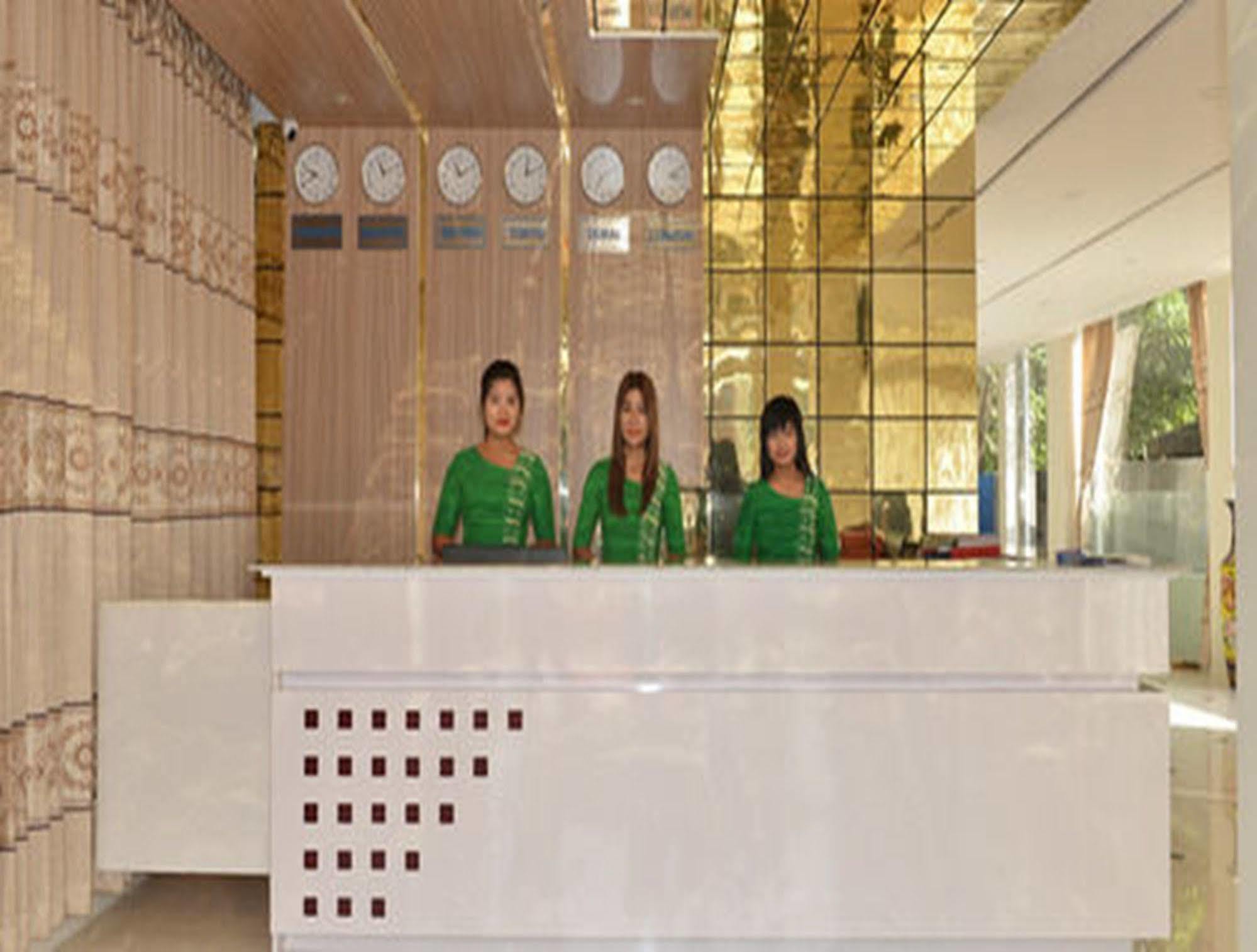 Hotel М'їчина Екстер'єр фото